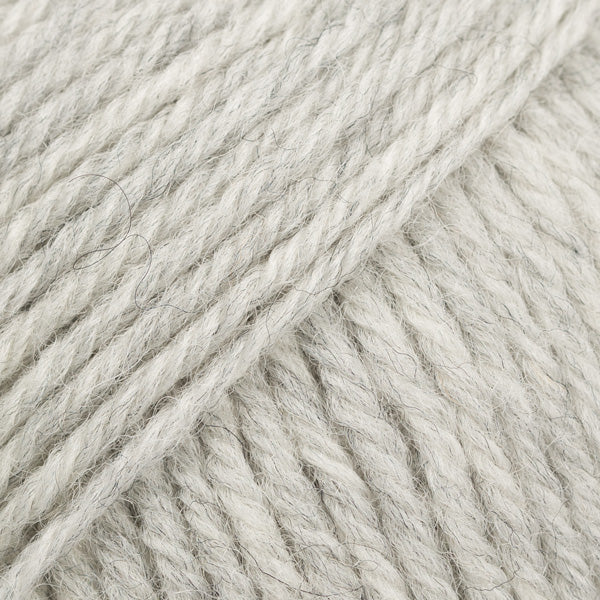 DROPS Karisma 100% Wool superwash Double Knitting Yarn  50gr Ball