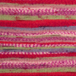 Knitted sock kit - make your own lovely socks with this diy knit kit using Drops Fabel wool