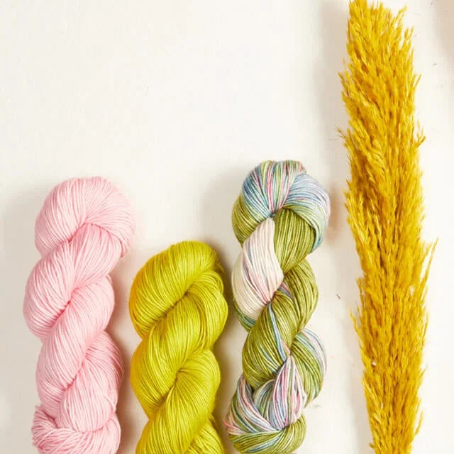 Symfonie Viva Yarn DK Merino wool 100g