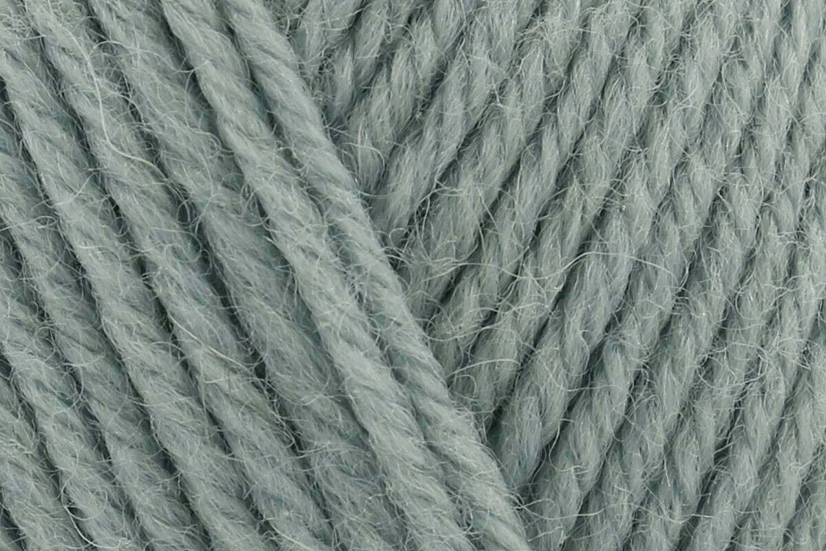 DROPS Karisma 100% Wool superwash Double Knitting Yarn  50gr Ball