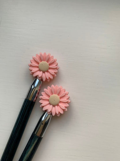 Daisy Knitting needle toppers and point protectors. A cute way to stop your stiches slipping. A perfect gift for knitters