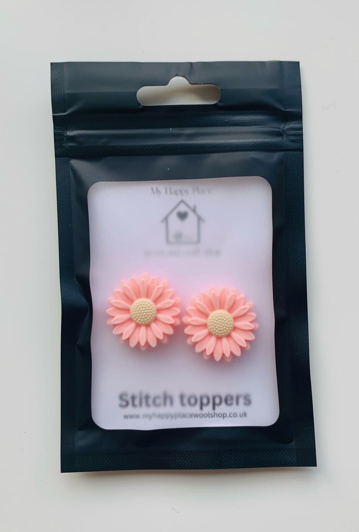 Daisy Knitting needle toppers and point protectors. A cute way to stop your stiches slipping. A perfect gift for knitters