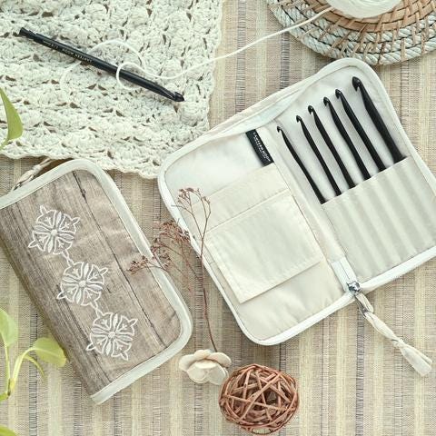 Lantern Moon Ebony Wood Radiance Single Ended Crochet Hook Set