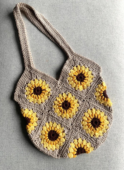 Crochet sunflower bag kit - Make your own lovely sunflower bag with this diy crochet kit.