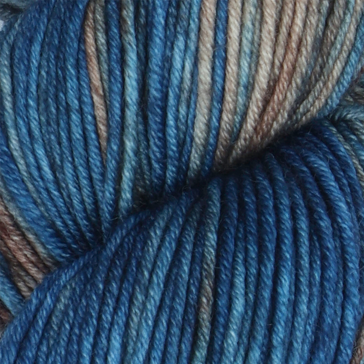Symfonie Viva Yarn DK Merino wool 100g